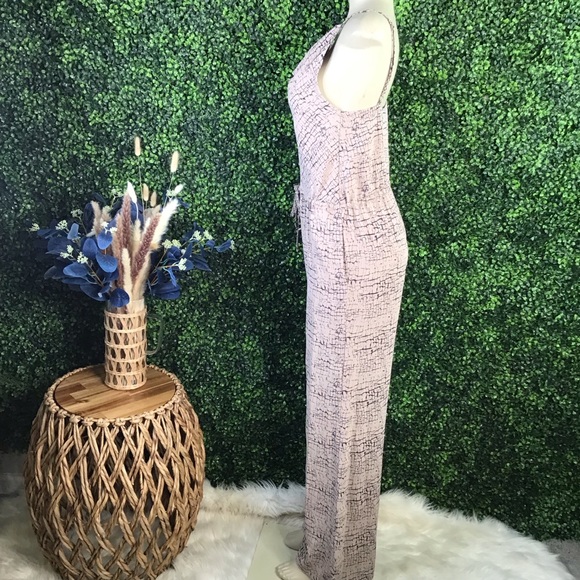 NWT beige and black cowl neck wide leg Jumpsuit - Picture 4 of 8